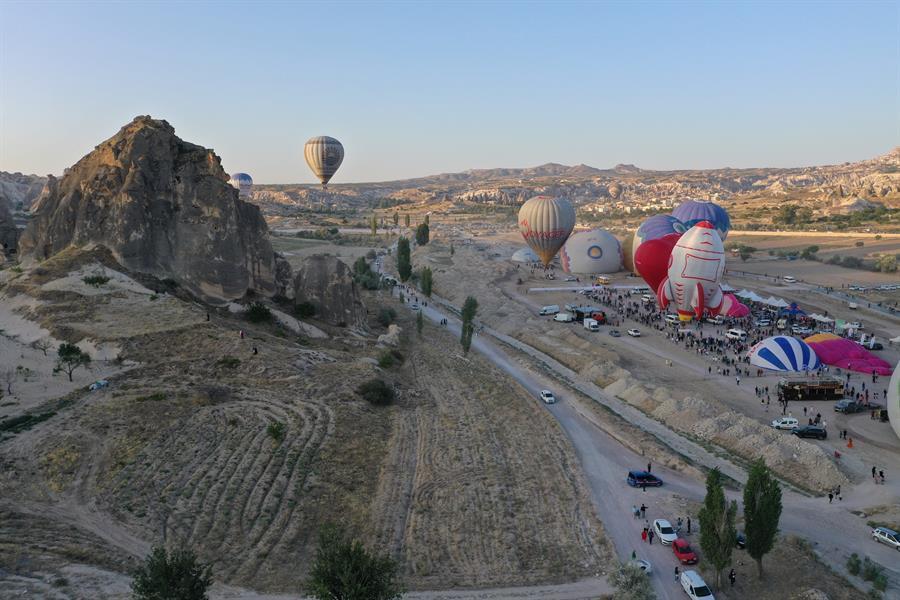 International hot air balloon festival starts in Cappadocia