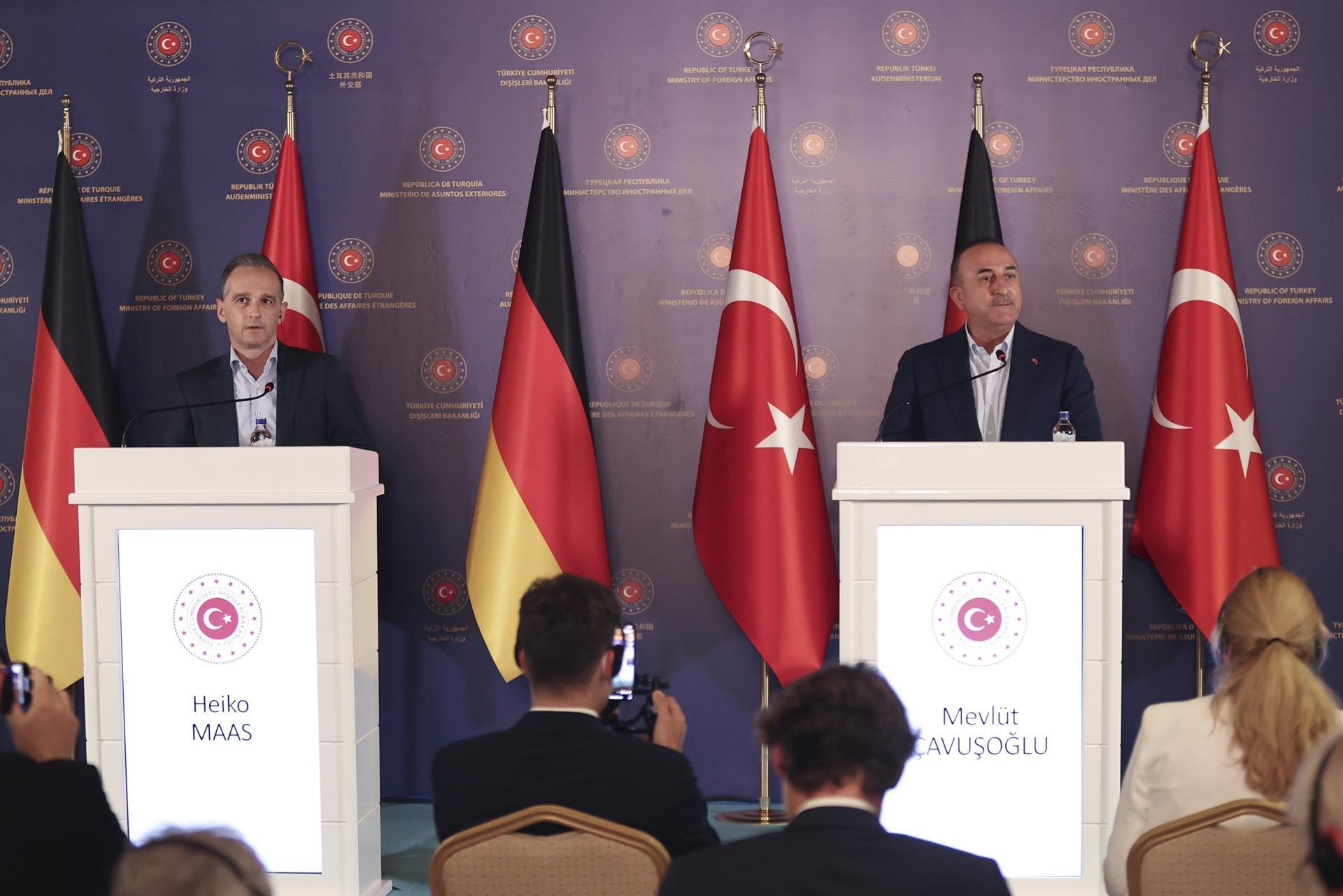 Turkey cannot take new refugee burden, foreign minister says