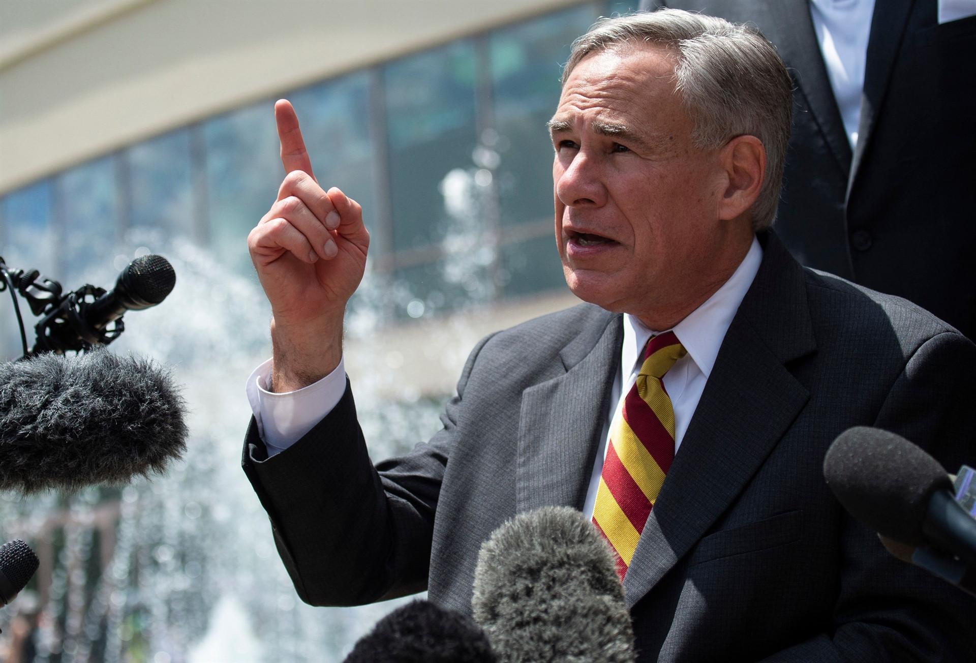 Texas governor orders ban on private company vaccine mandate