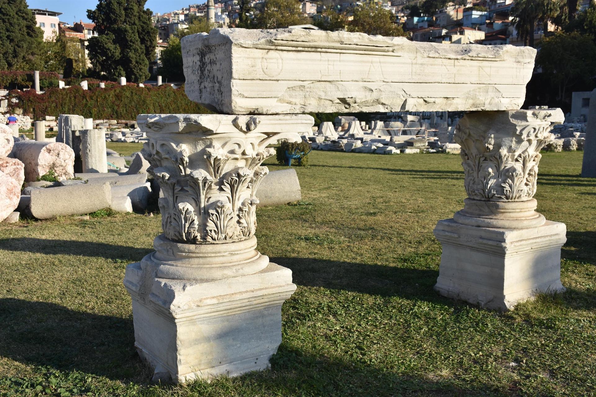 Smyrna Agora documents reveal clues about İzmir quakes