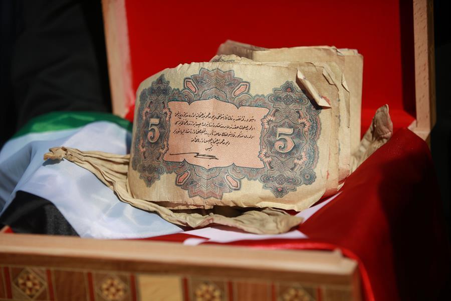 Palestinian family hands over Ottoman-era trust after century