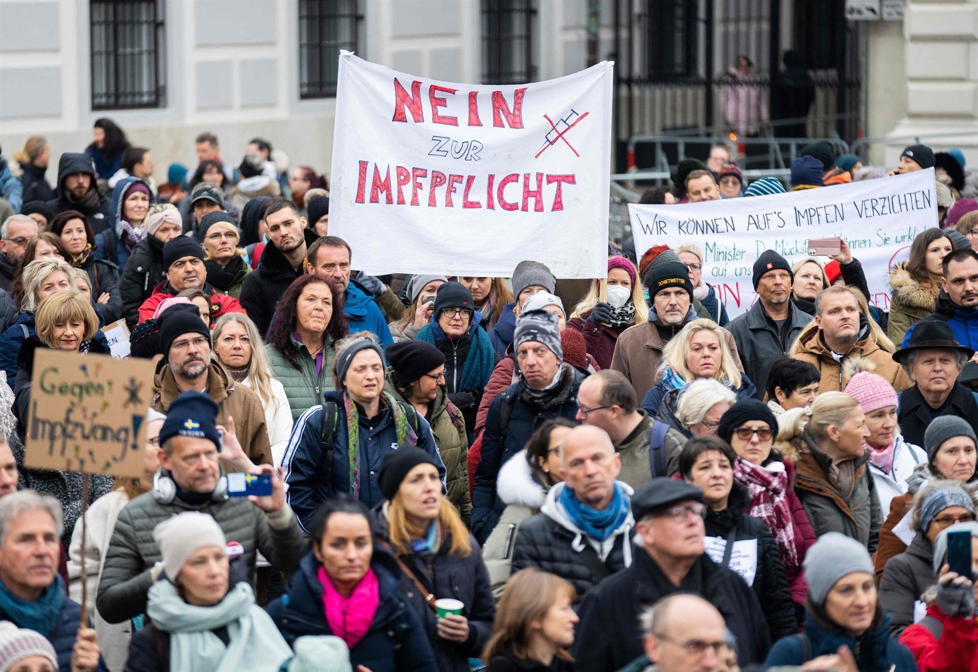Austria lockdown for unvaccinated starts in EU first