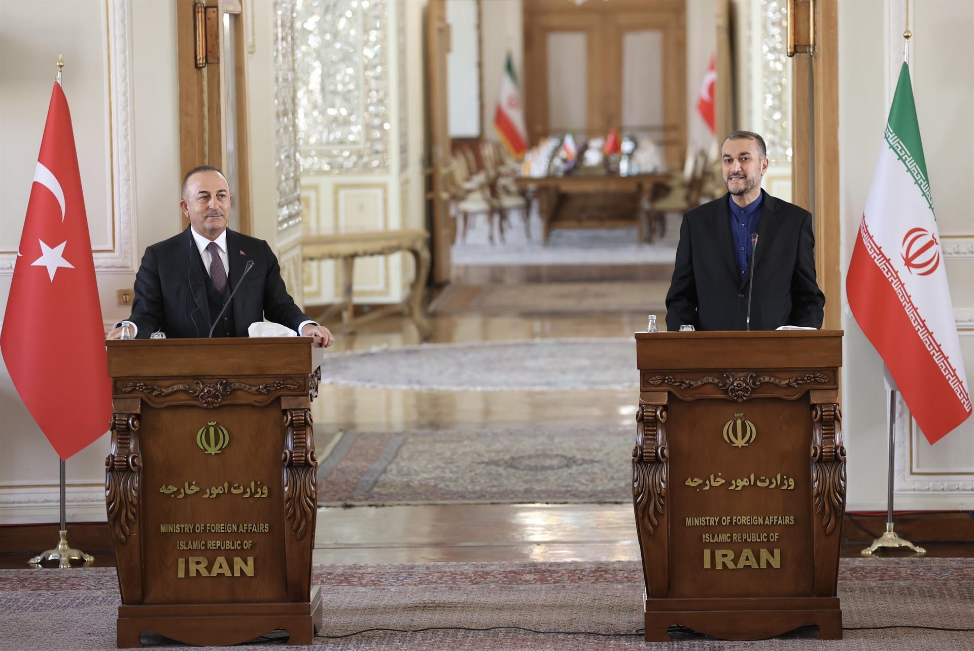 Unilateral sanctions against Iran should be lifted: Turkish FM