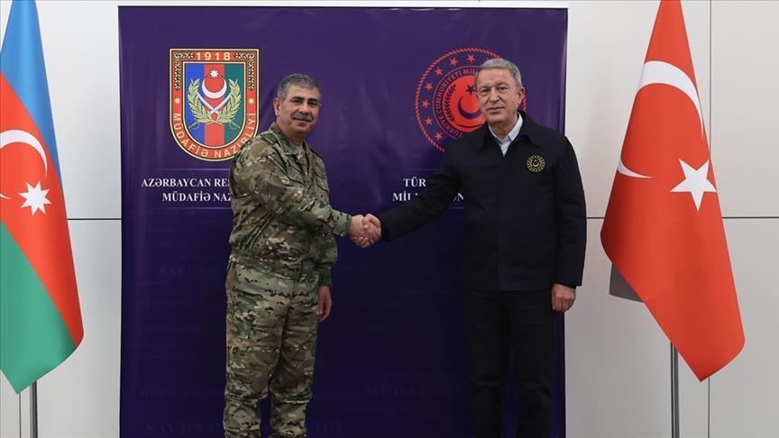 Turkish, Azerbaijani defense ministers discuss tension at Armenia border