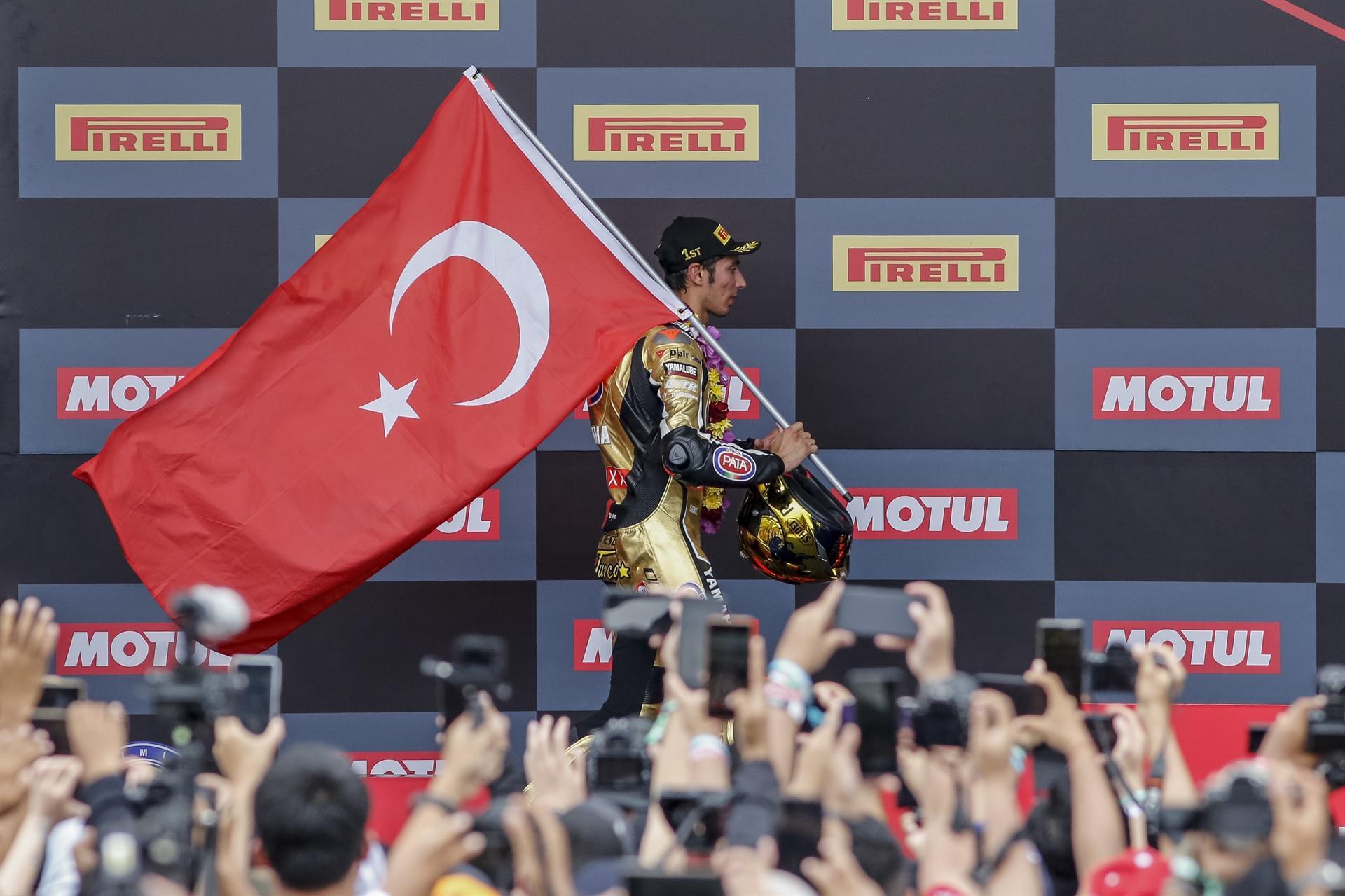 Razgatlıoğlu wins 2021 Superbike World Championship
