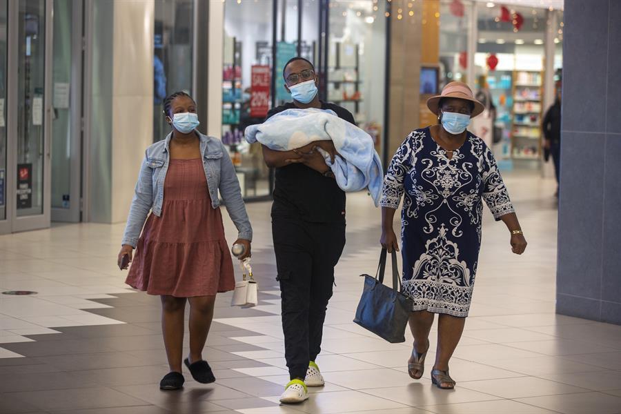 New COVID variant threat causes worldwide scramble