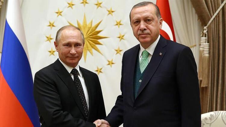 Erdoğan, Putin discuss bilateral relations over phone