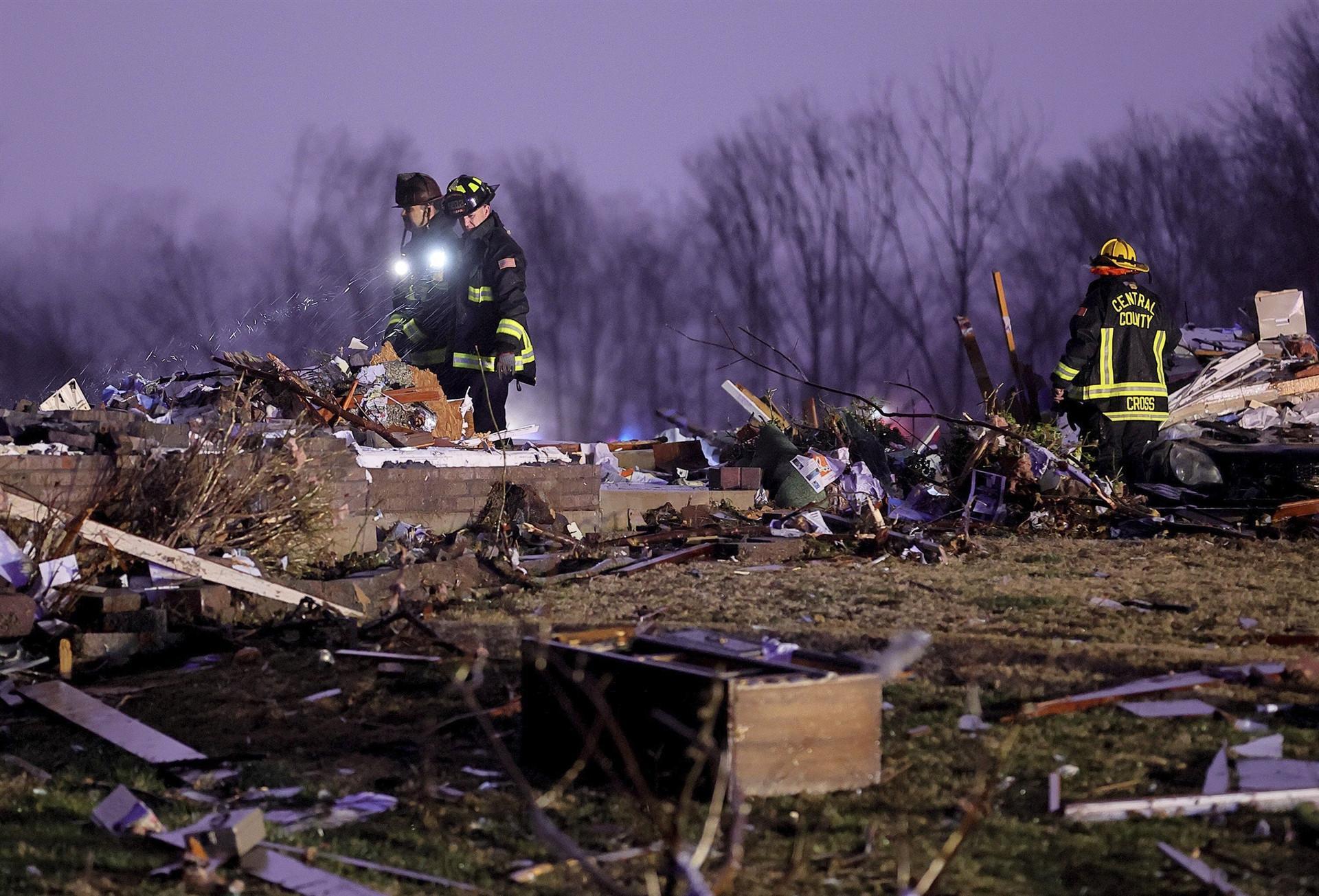 Powerful tornadoes kill dozens across six US states