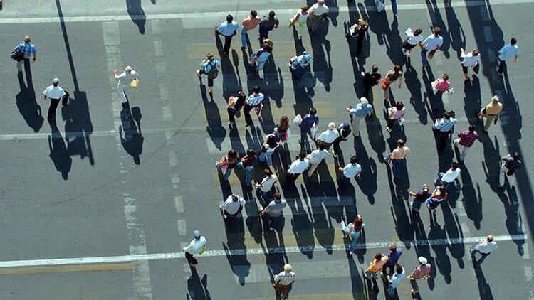 California unemployment rate below 7 percent