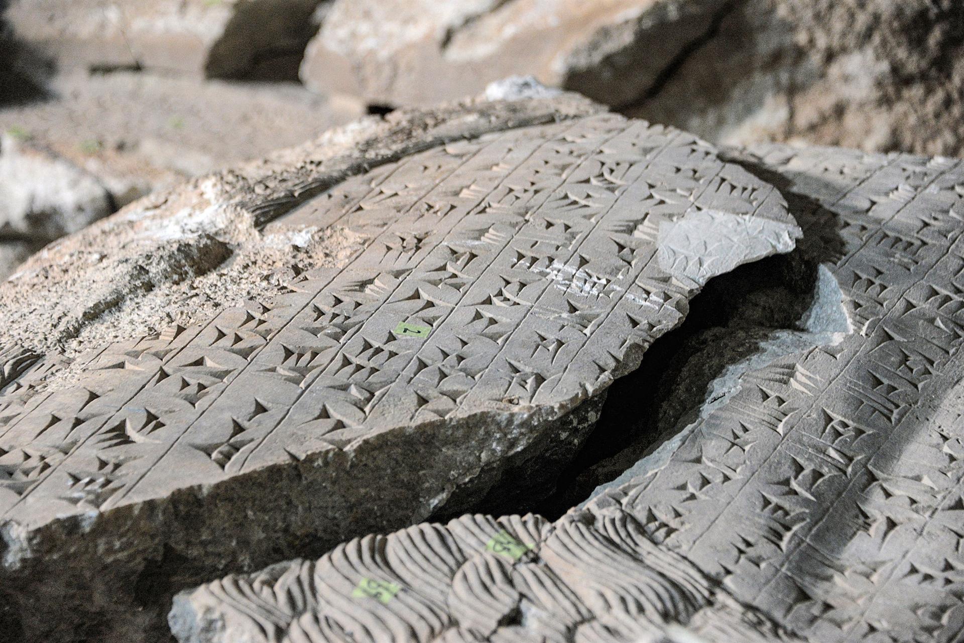 Iraqi museum restores treasures destroyed by jihadists