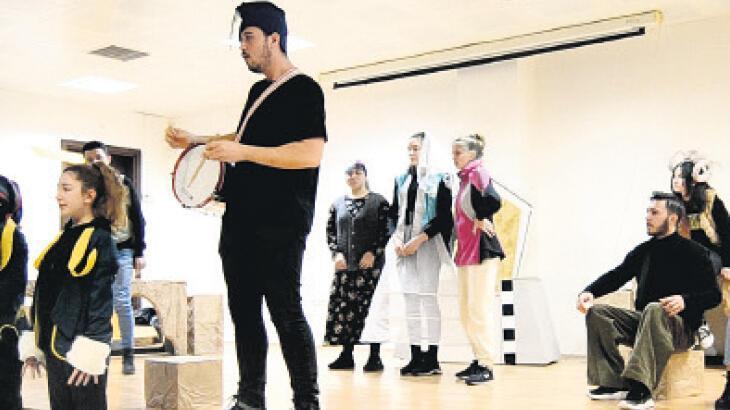 Locals to perform plays with ‘neighborhood theaters’