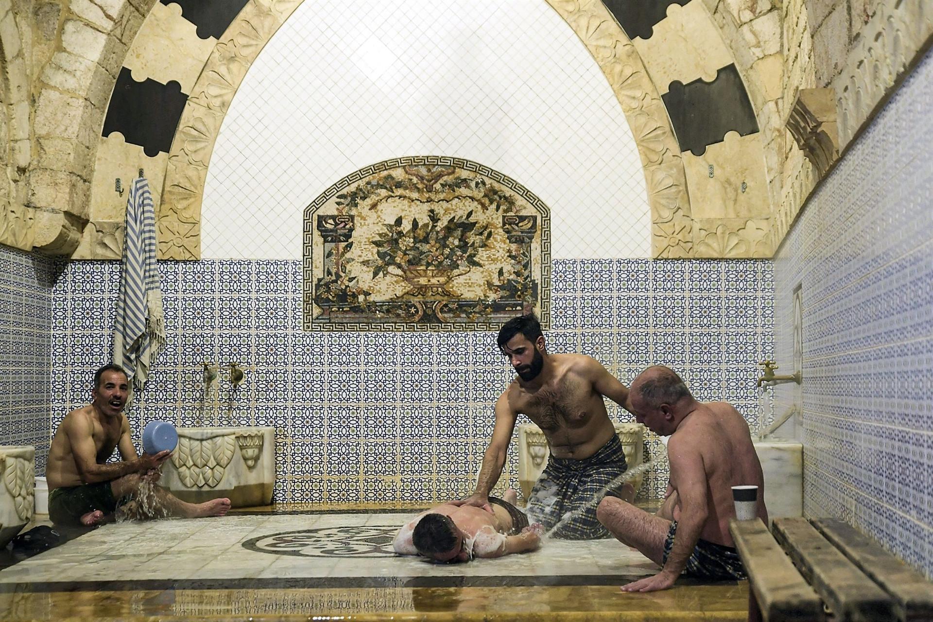 Aleppo bathhouse boom as Syria crisis turns showers cold