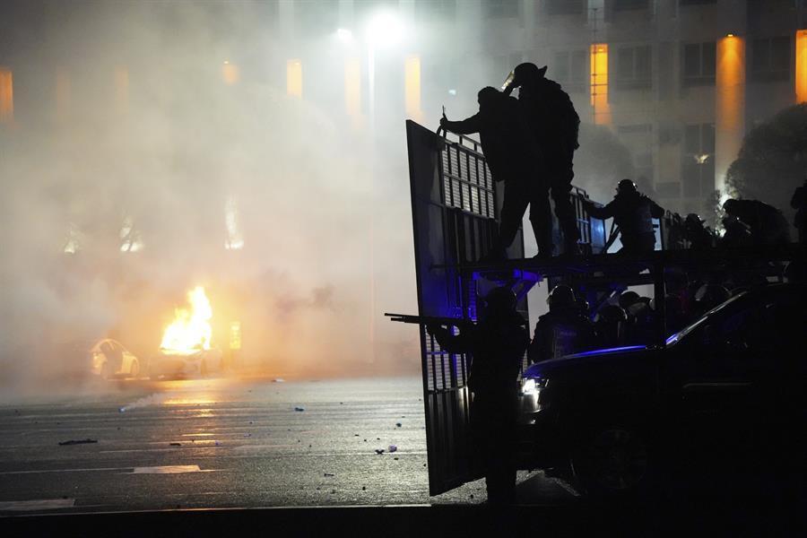 Kazakh leader ordered use of lethal force on ’terrorists’