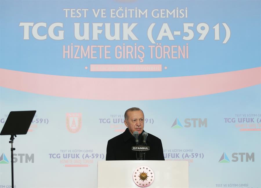 Turkey aims for fully independent defense industry: Erdoğan