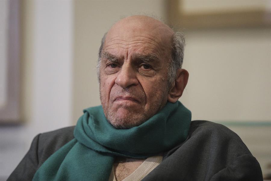 ’Greek Picasso’ Alekos Fassianos dies aged 86