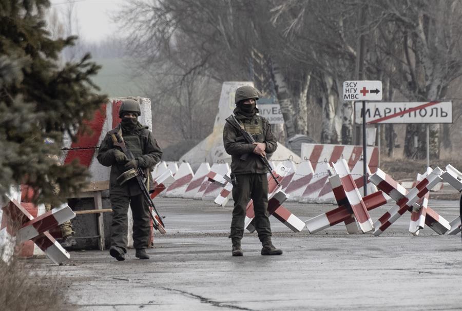 Germany to send field hospital to Ukraine as war fears grow