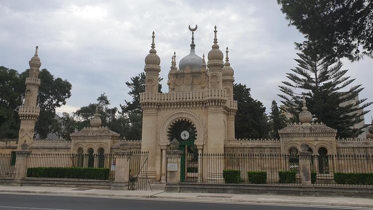 Controversial project that may have harmed Ottoman cemetery halted