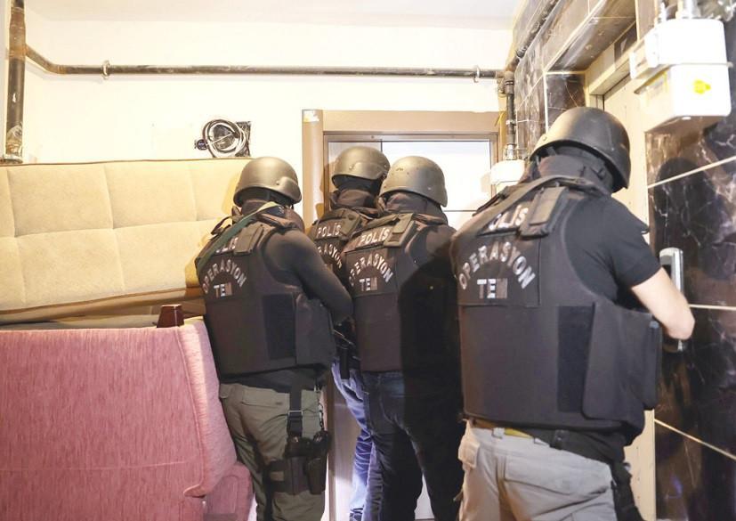 Police crack down on major fraud network