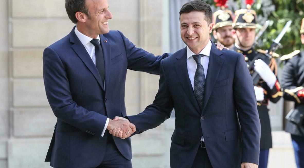 Diplomatic flurry to avert Russia-NATO clash over Ukraine