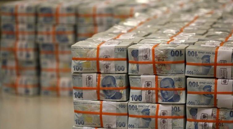 Budget posts 30 billion liras in surplus