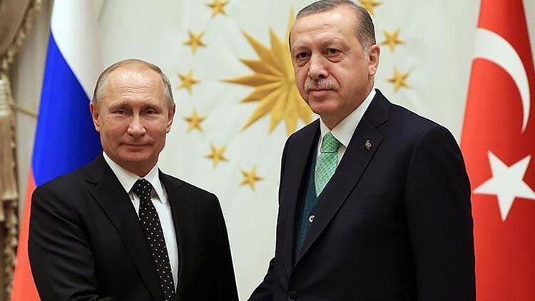 Erdoğan, Putin speak over phone amid Ukraine crisis