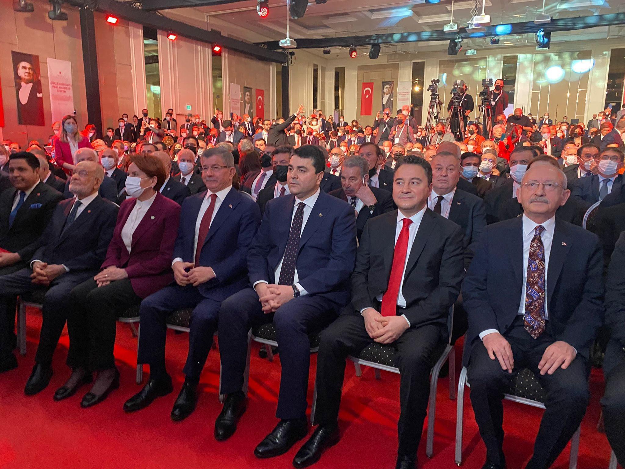 Six opposition leaders meet to disclose their system proposal
