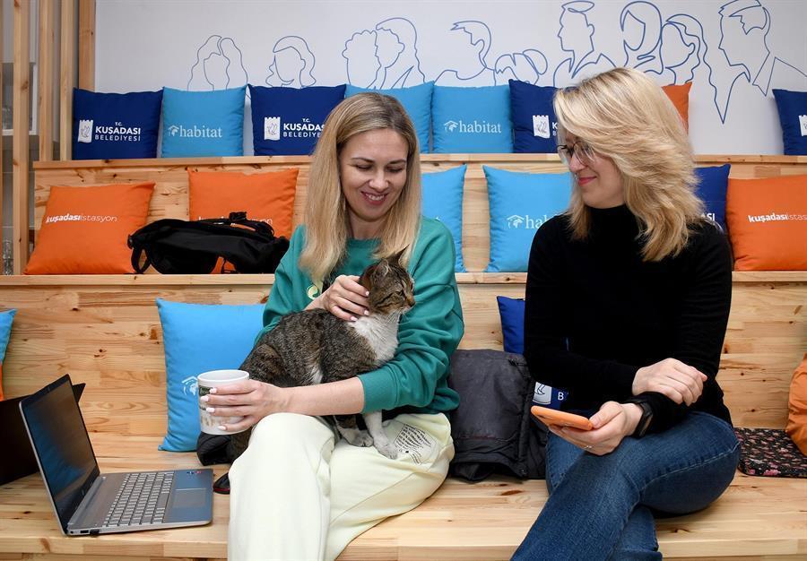 Municipality helping Ukrainian women get back to work online