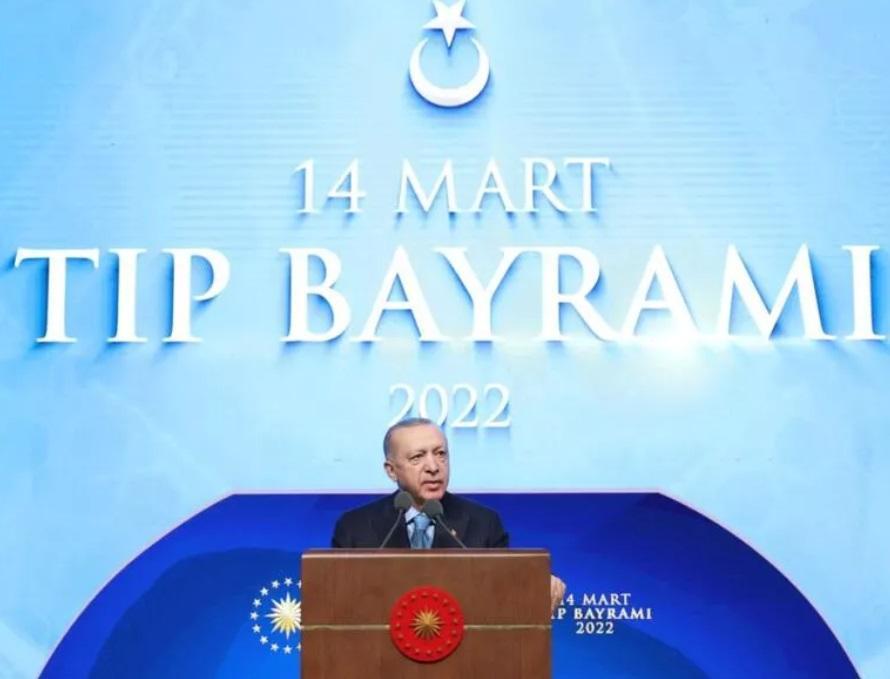 Turkish president announces package to improve conditions of health workers