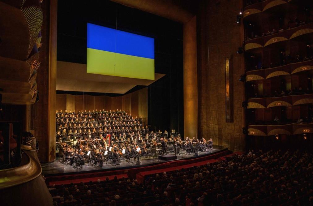 Metropolitan Opera holds special benefit concert for Ukraine