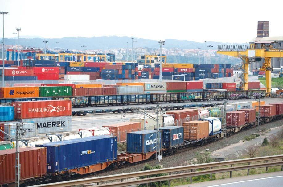 Moody’s lowers predictions on economic growth, as inflation rises