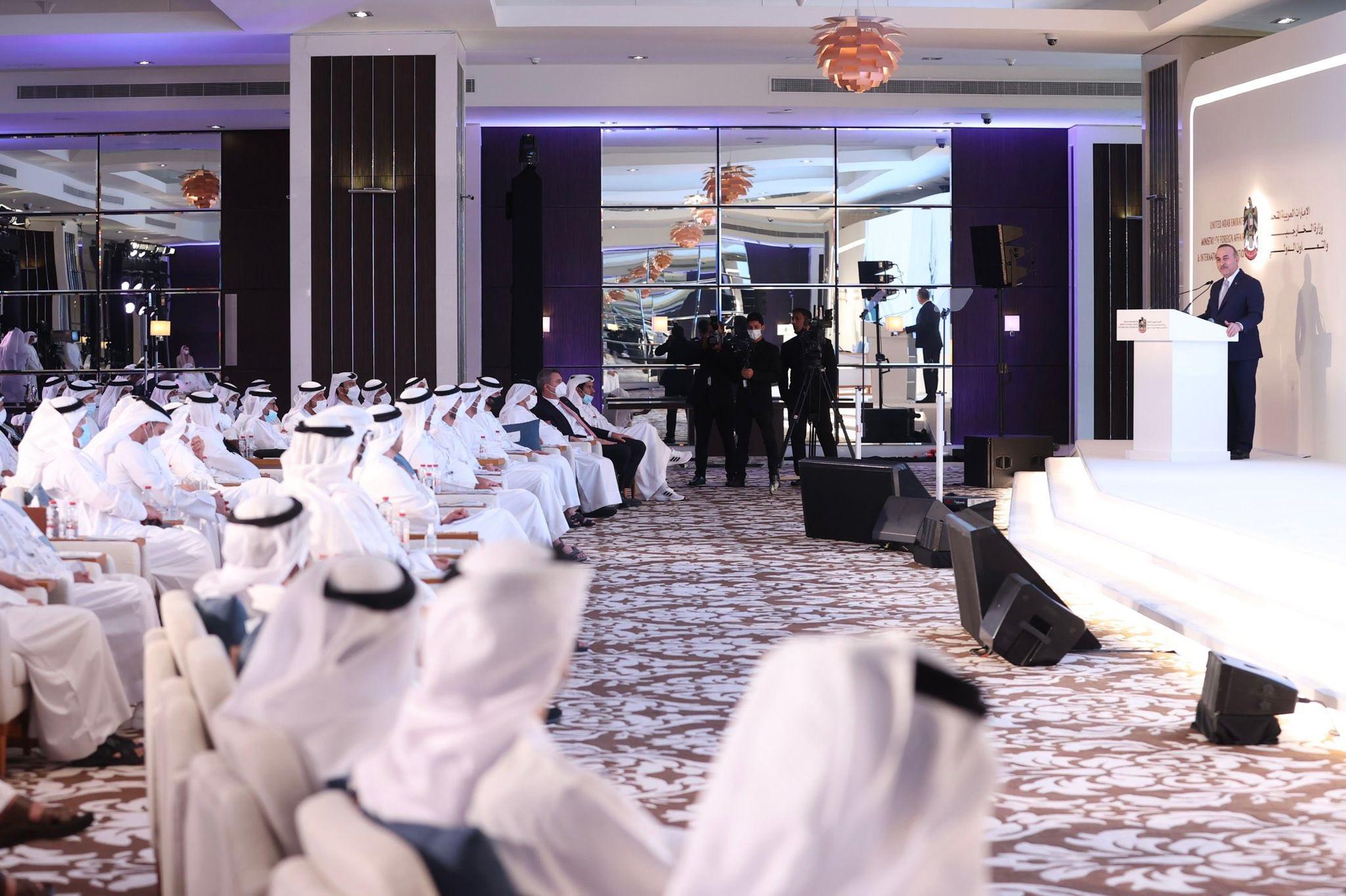 Turkish FM addresses diplomats’ meeting in UAE