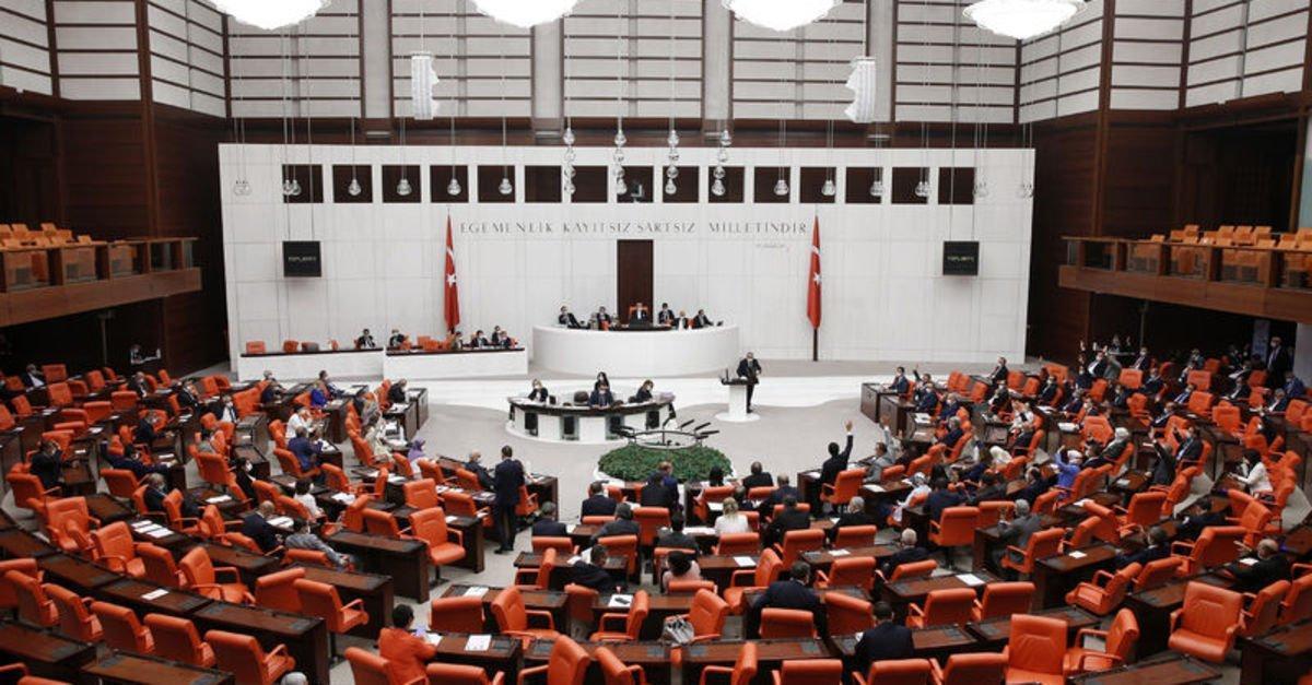 Parliament committee passes election law