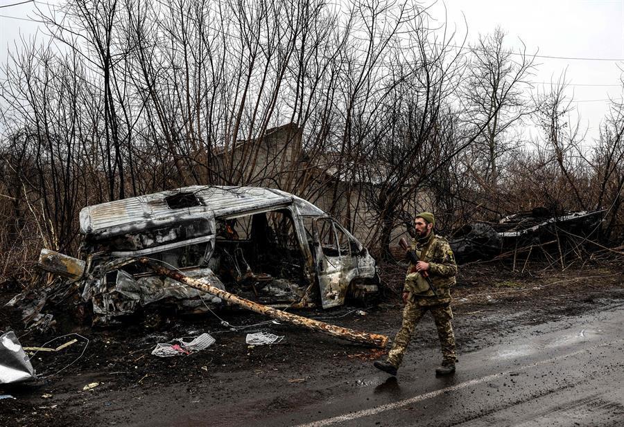 Heavy fighting rages near Kyiv as Russia appears to regroup