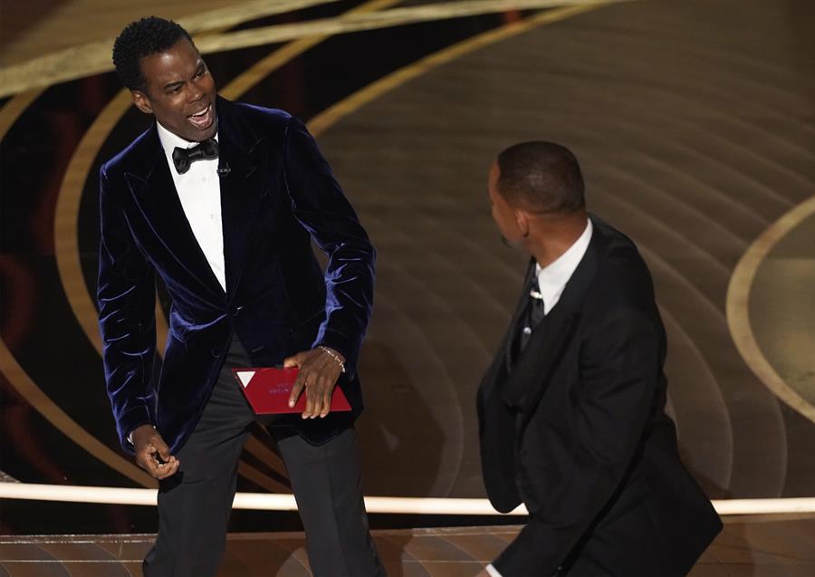 Police ‘ready to arrest’ Smith after Oscar slap