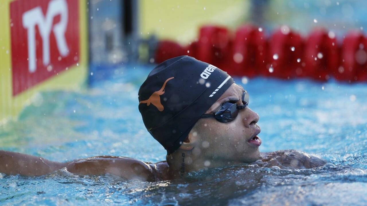 Casas clocks top 200m medley time of 2022