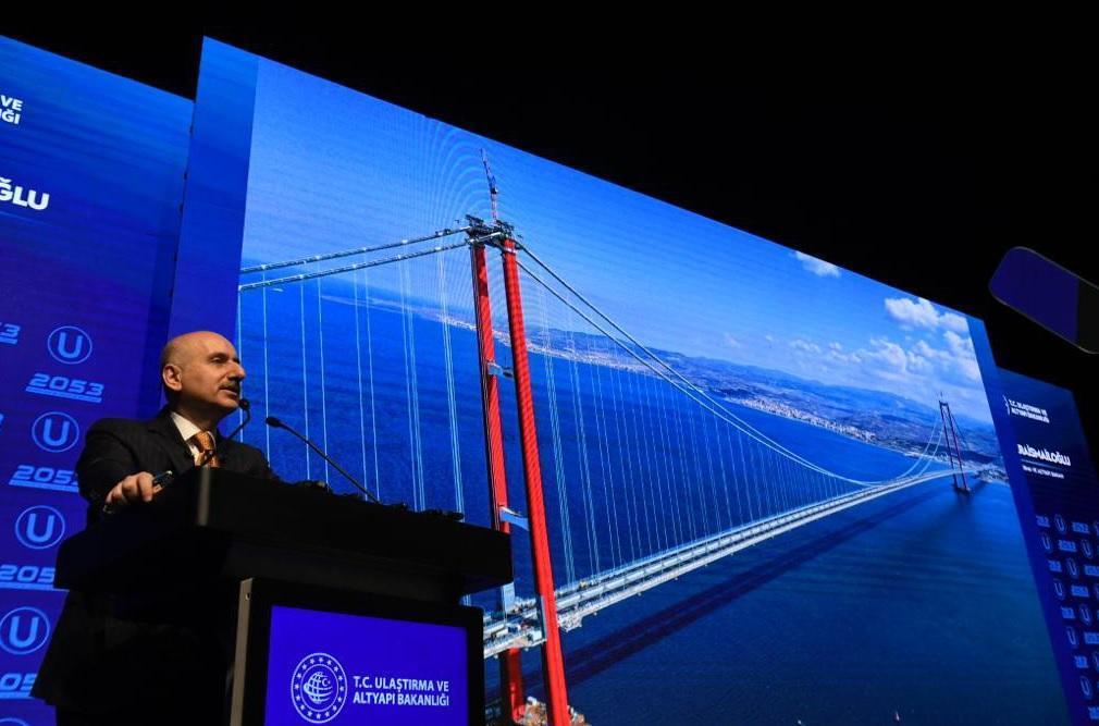 Minister unveils major investment plans for transport infrastructure