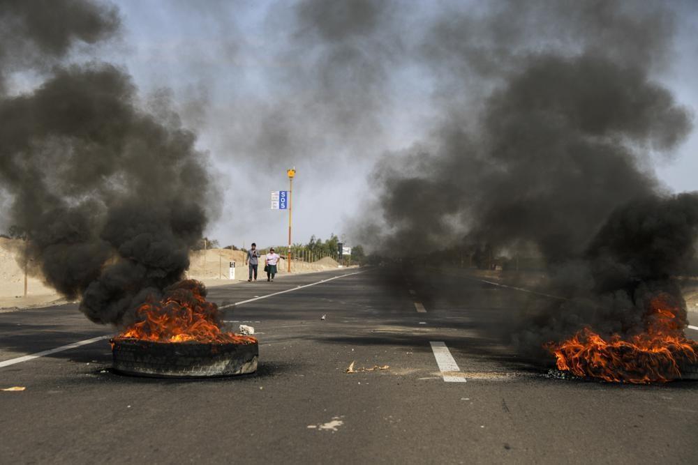 Peru imposes, then withdraws curfew to quell price protests