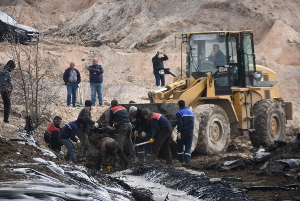 Investigation launched over fuel oil leak at industrial facility