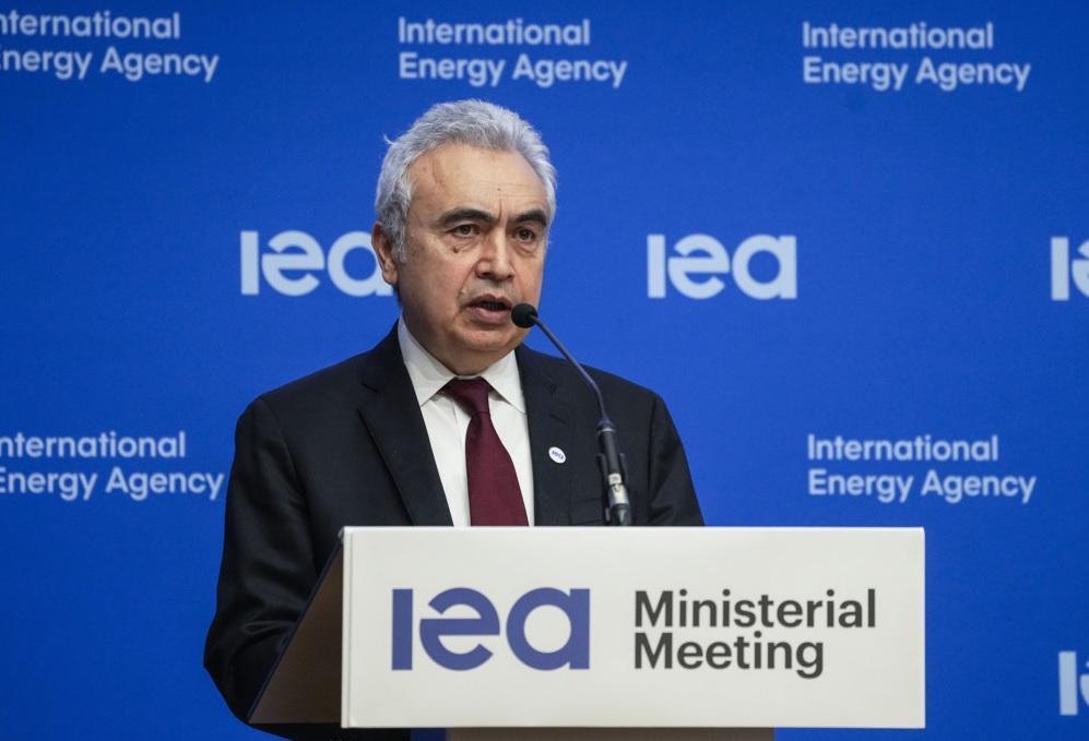 Nations to release millions of barrels of oil amid war