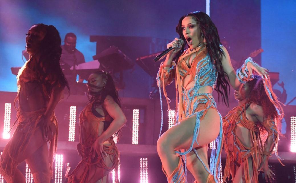 Doja Cat brings pyro back to Coachella