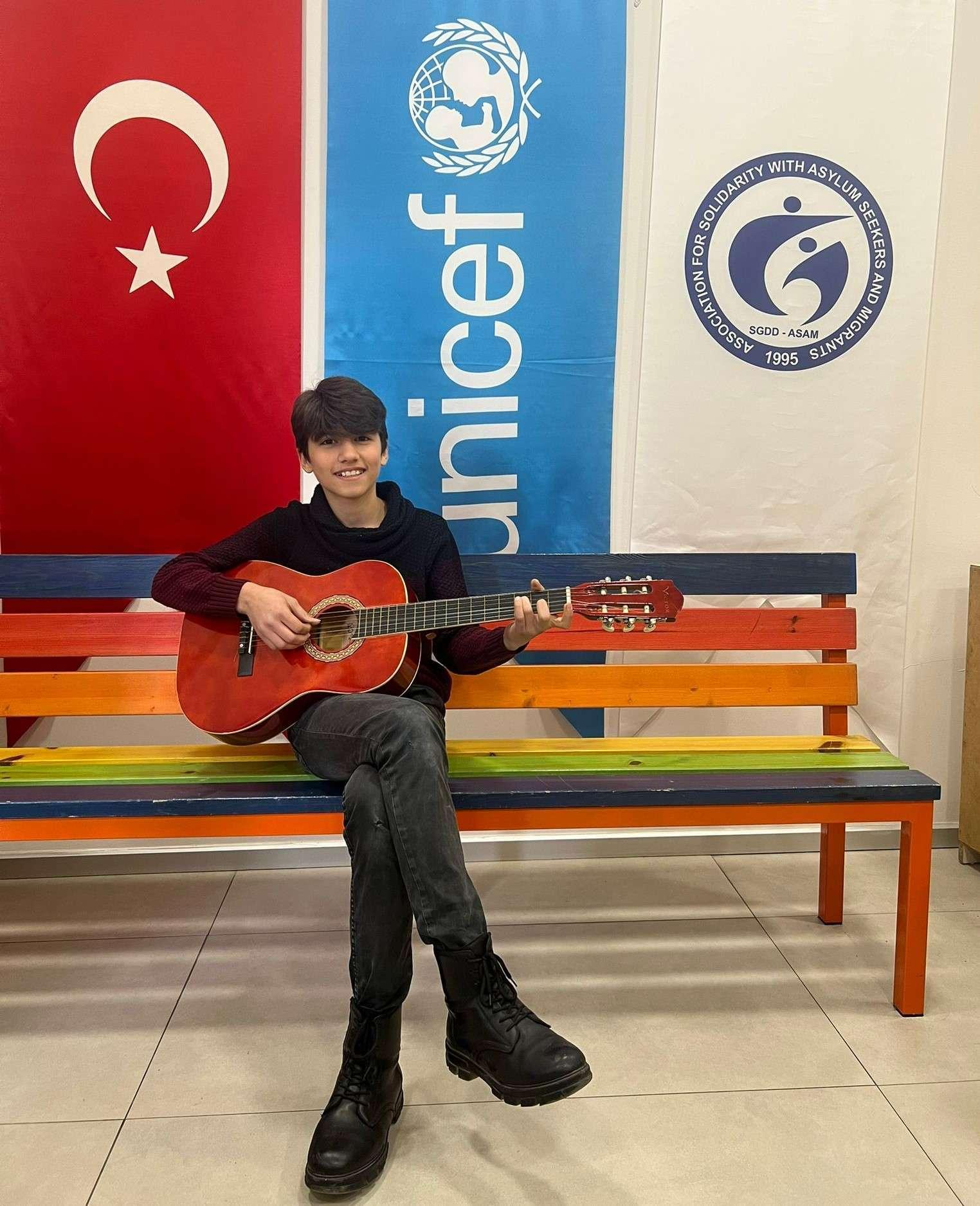 Refugee children in Turkey celebrate Children’s Day