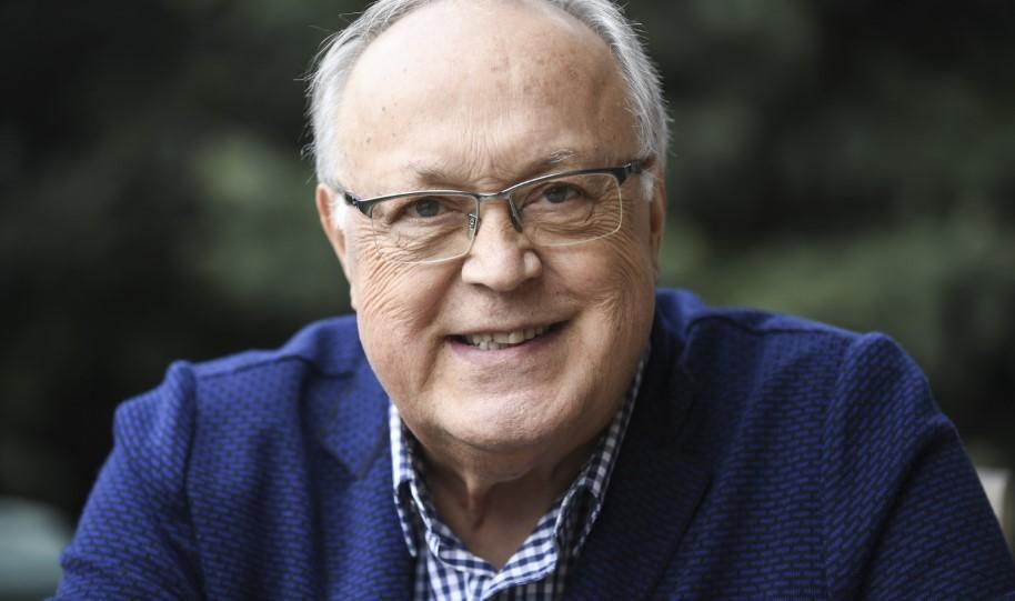 Veteran journalist who ‘knew everything’ dies