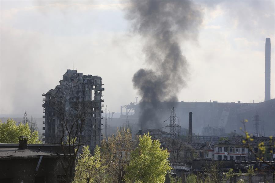 Russia ’trying to destroy’ last Ukrainian units in Azovstal: Kiev