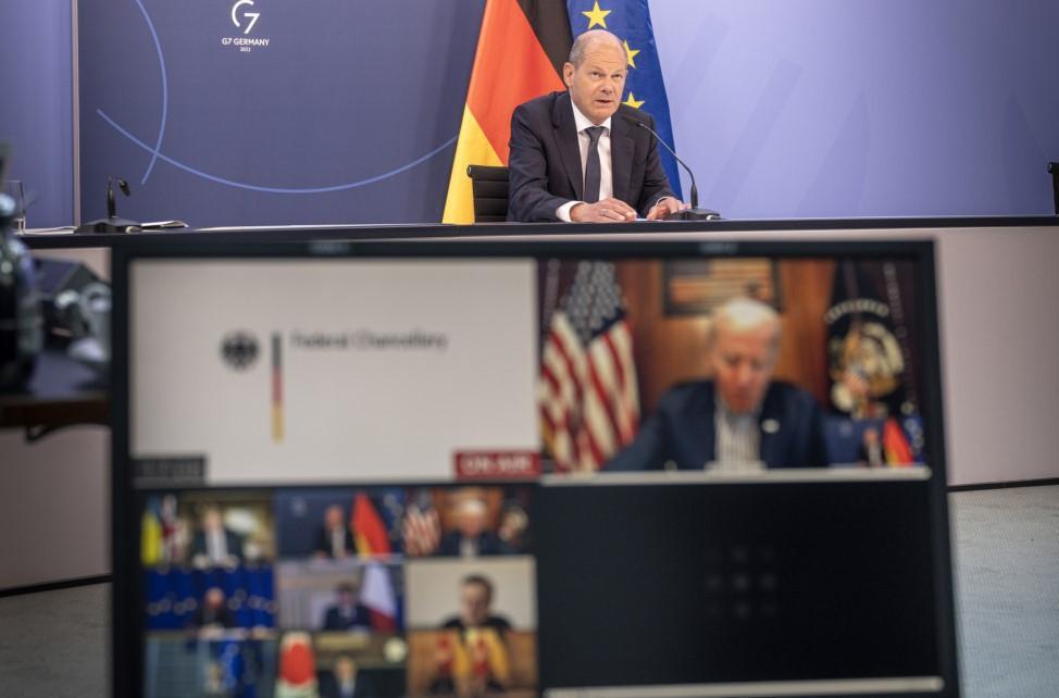 G7 countries pledge to stop Russia oil imports