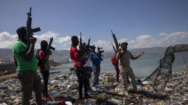 Eight Turkish citizens kidnapped from bus in Haiti: Official