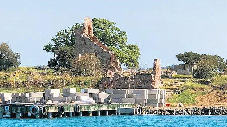 Environmentalists oppose construction on Chicken Islet