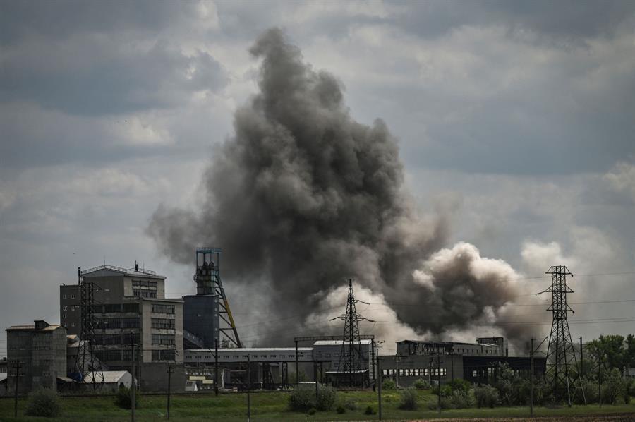 Russian troops aim to ’destroy everything’ in Donbas: Zelensky