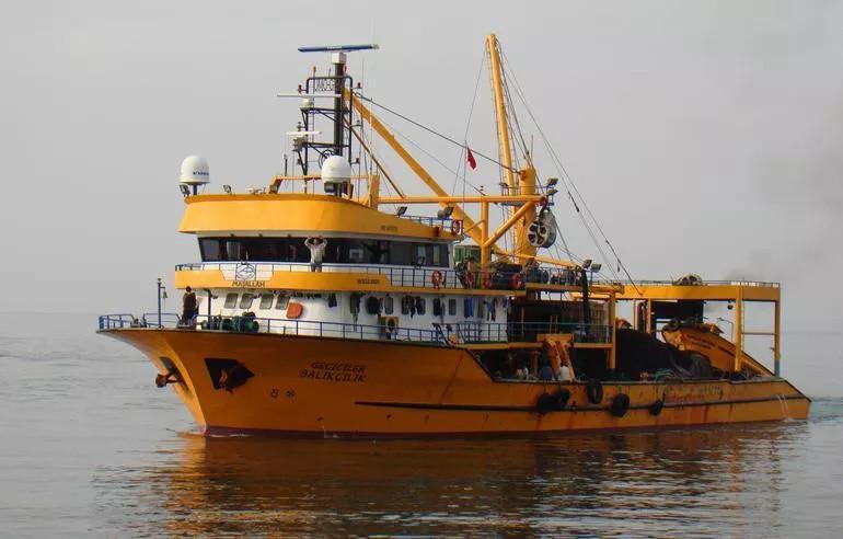 Russia detains some 12 Turkish fishermen off Crimea