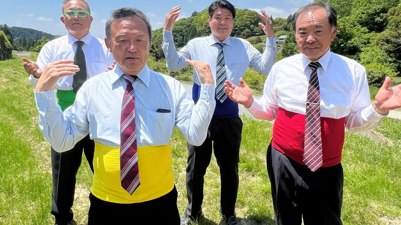 Dancing ‘old heart-throbs’ become TikTok sensation in Japan