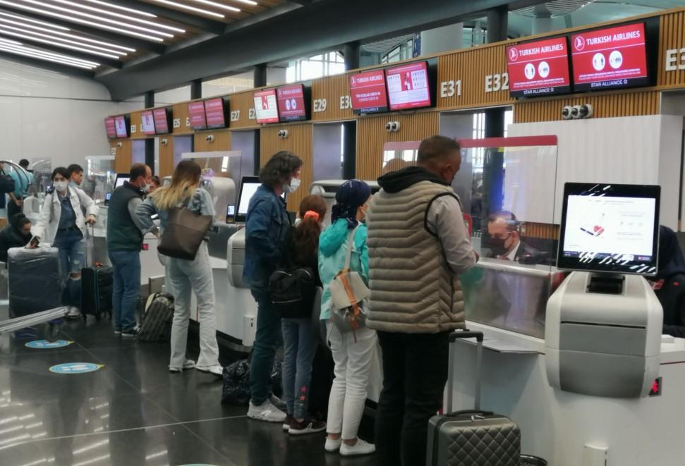 Passenger traffic at airports rises 94 pct in five months